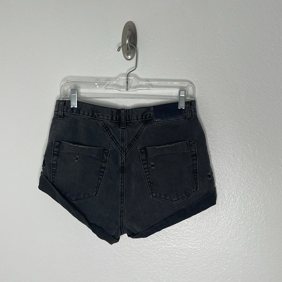 One Teaspoon Hawks Distressed Relaxed Fit Denim Faded Black Jean Shorts Size 29 - Picture 5 of 7